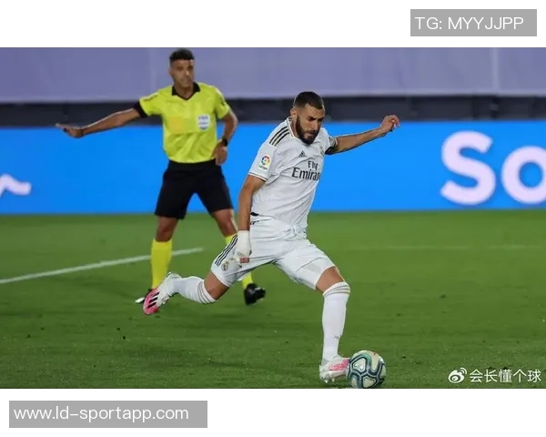 拉奥斯批评皇马对塞尔塔的裁判表现称情绪控制不当需提升比赛阅读能力