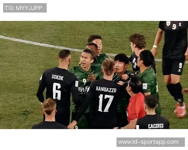 近600名国安球迷远征亚冠客场热情助威气氛火爆几乎反转主场优势